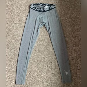 NikePro Men’s leggings